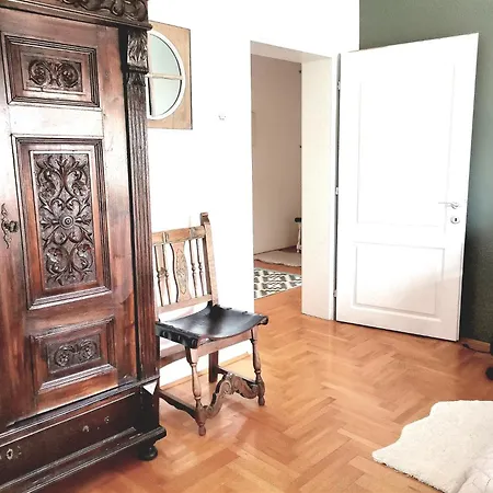 Crystal * كراغوييفاك